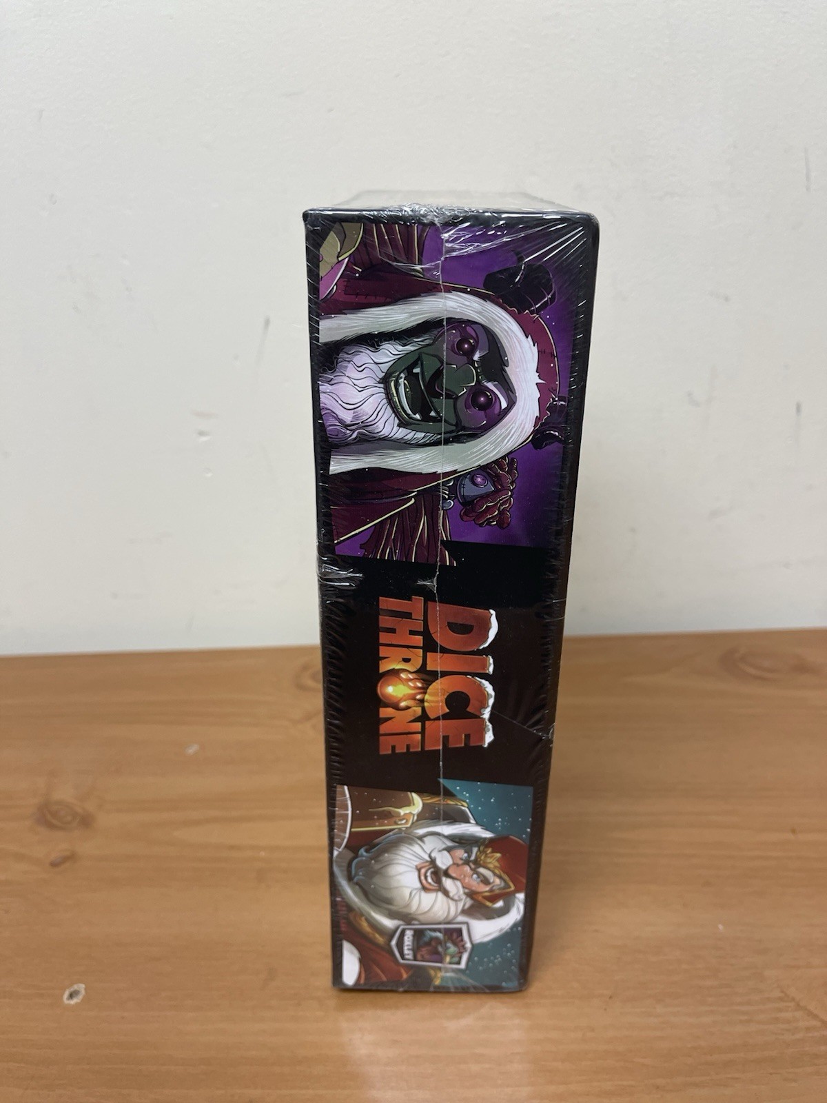 Dice Throne: Santa vs. Krampus NEW/SEALED 2022-Roxley-Stand Alone or Cross Compa