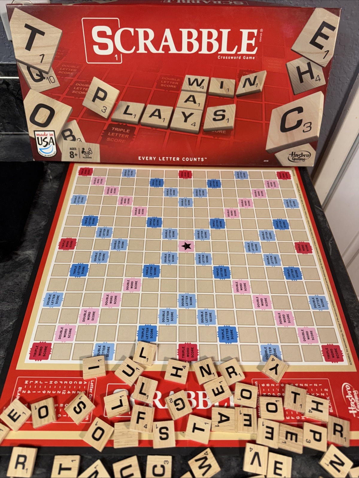 2013 Hasbro GamingScrabble Crossword Game