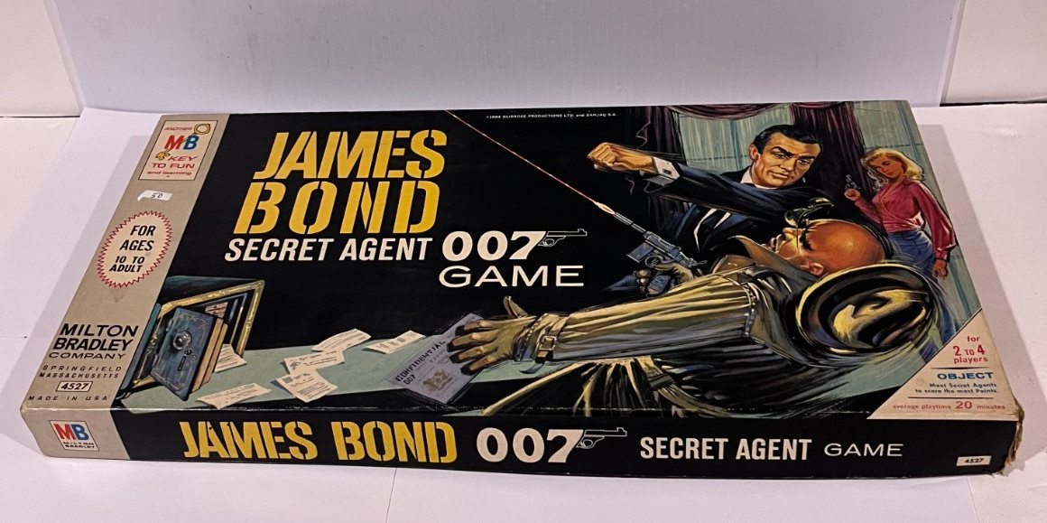 Vintage 1964 Milton Bradley MB James Bond Secret Agent 007 Game No.4527