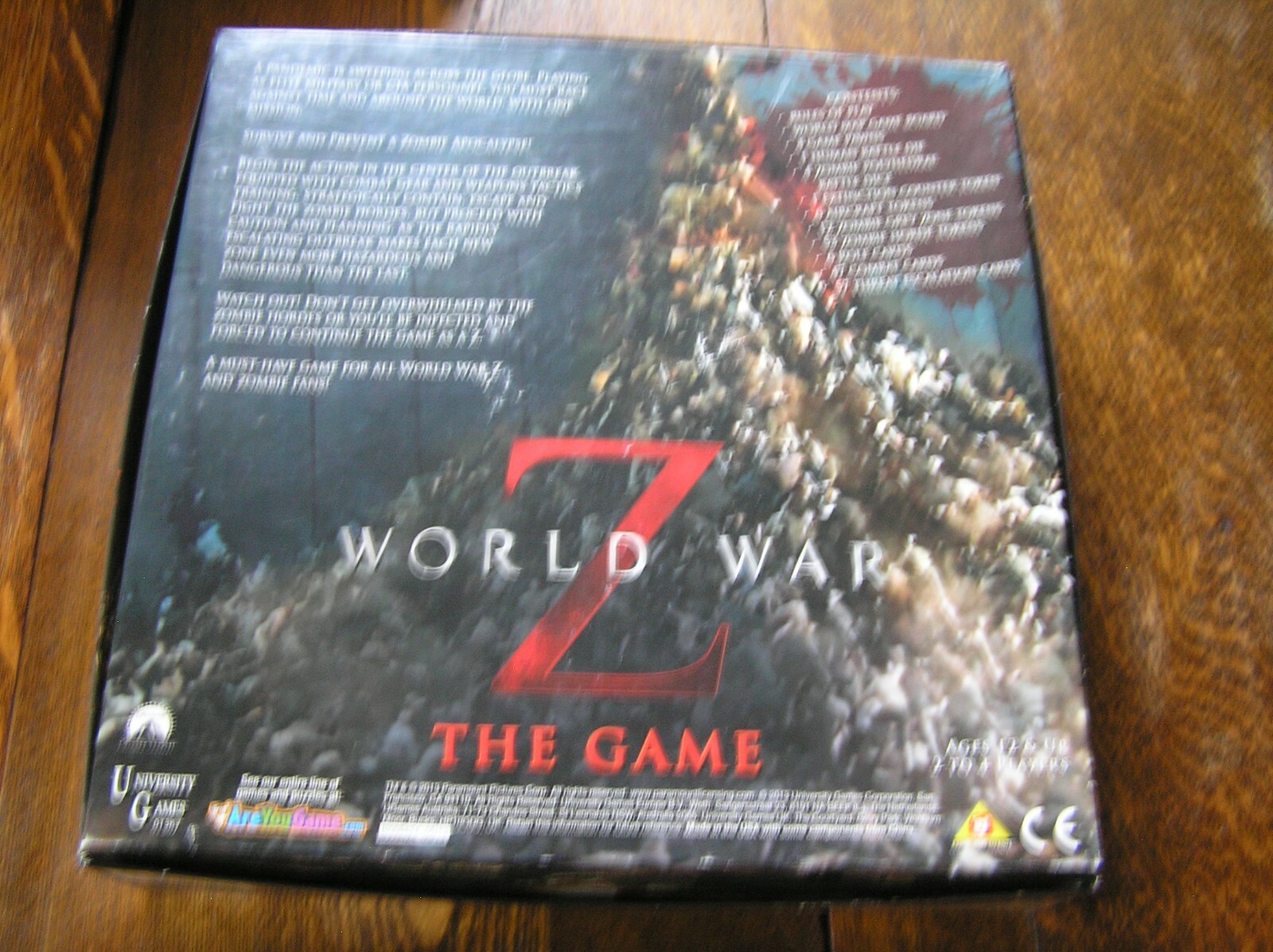 2013 University Games Paramount Pictures WORLD WAR Z Game 2-4 Players Age 12+