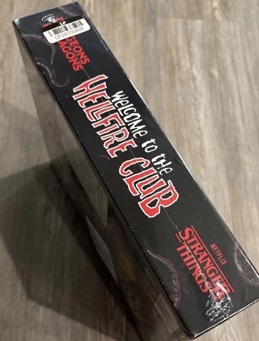 Dungeons & Dragons: Stranger Things – Welcome To The Hellfire Club Box Set -NEW!