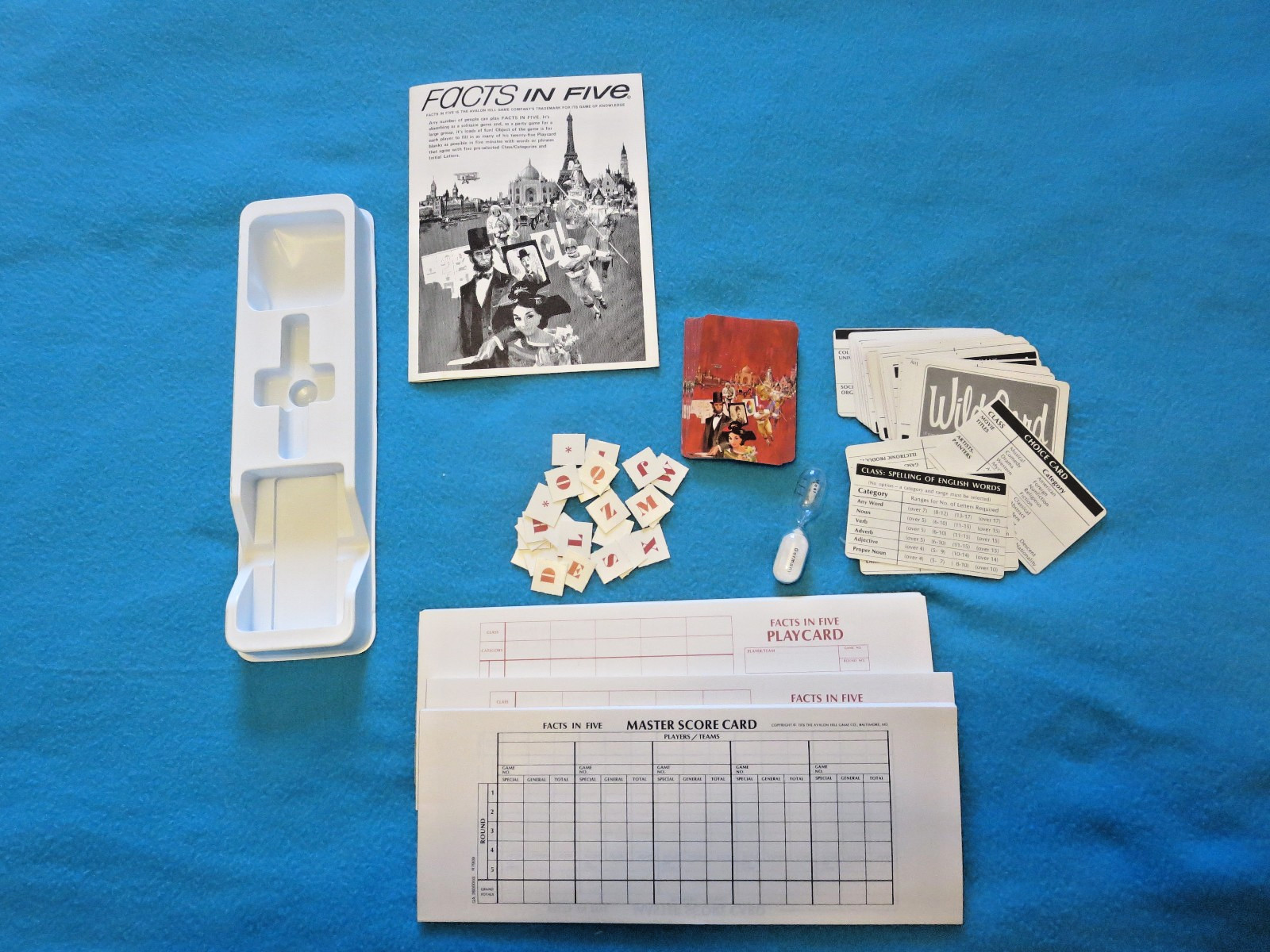 Facts in Five Bookshelf Game The Game of Knowledge Complete