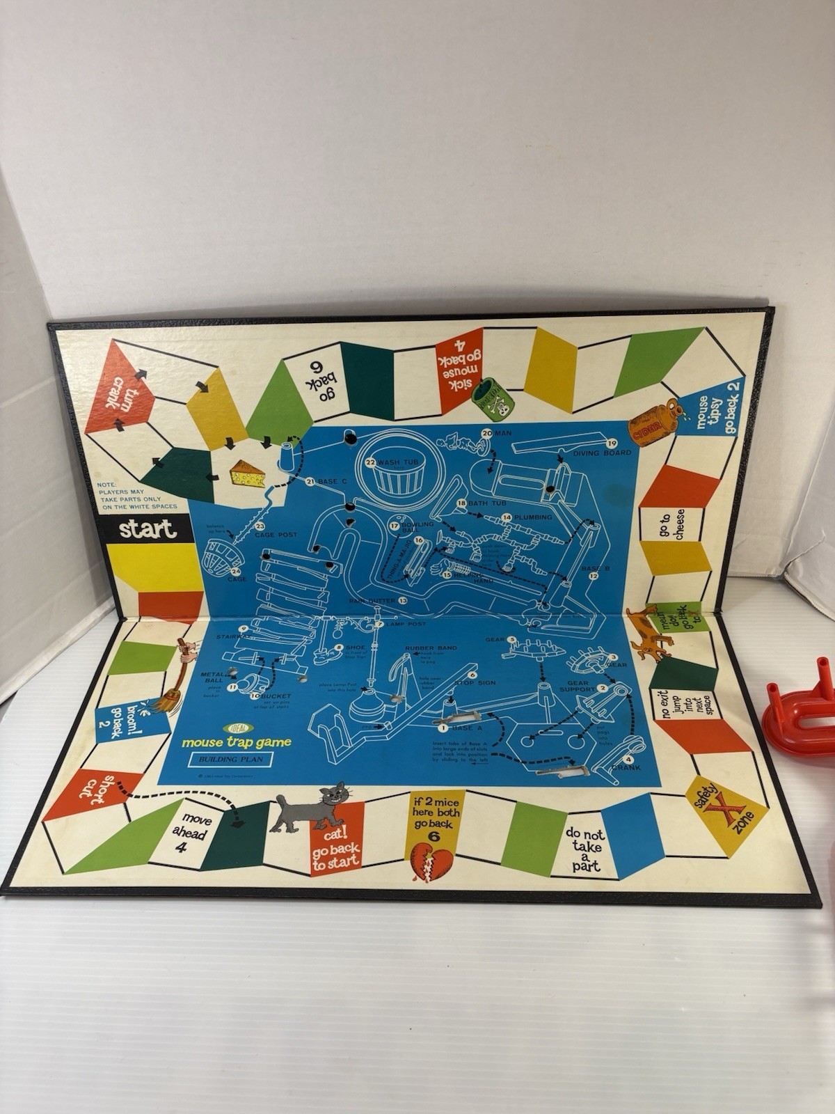 Ideal Mouse Trap Board Game 1963 Vintage Complete Set 22 x 14 x 3.5 Inch See Pic