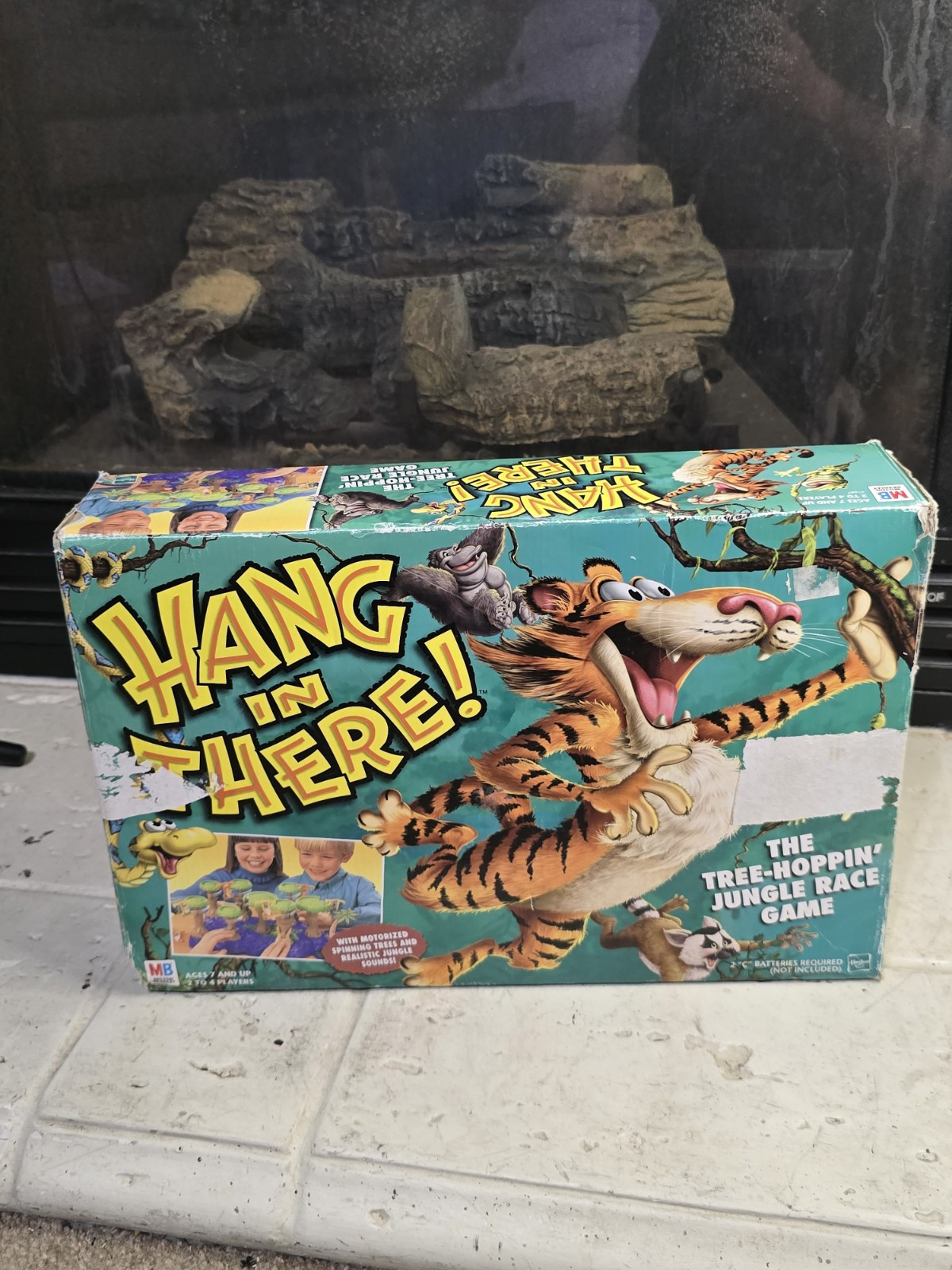 Hang In There by Hasbro Electronic – Vintage Jungle Race Board Game Not Complete