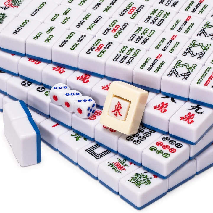 Chinese Mahjong Set, “Bleau Royal” with 146 Medium Tiles, Blue Vinyl Case