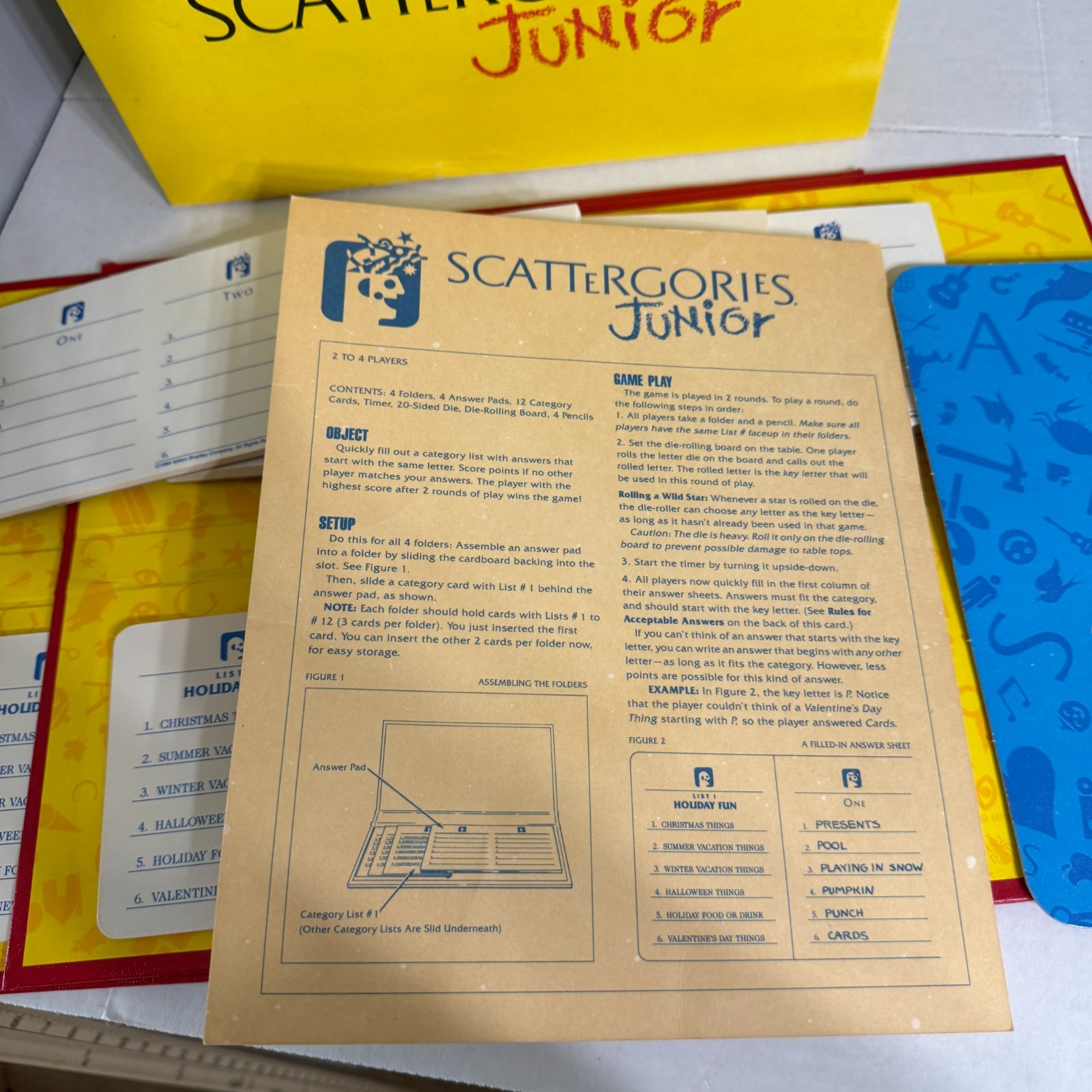 Scattergories Junior Milton Bradley 1989 Words Party Kids Family 8-11 Almost 100