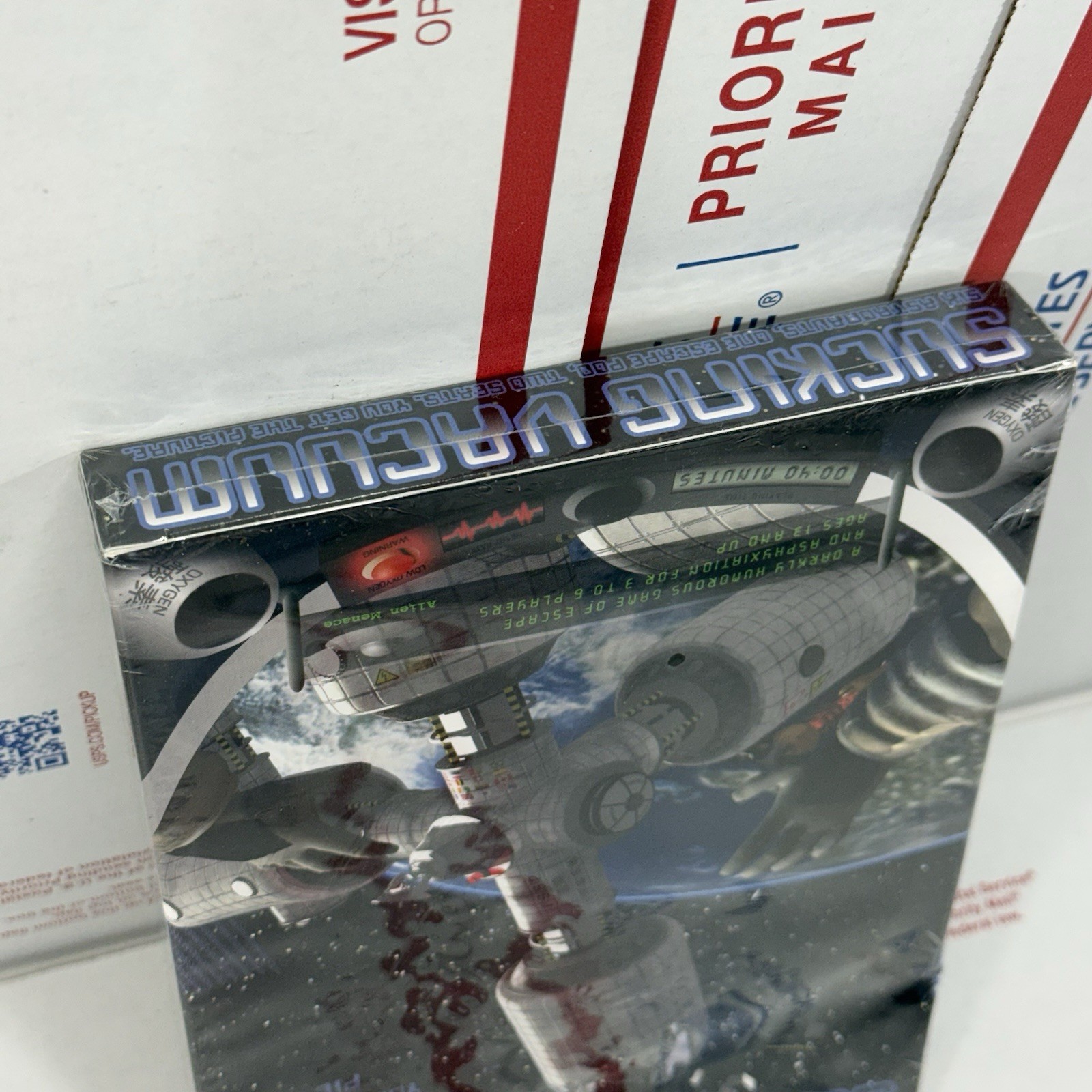 Alien Menace Boardgame Ultimate Sucking Vacuum Box Brand New Sealed