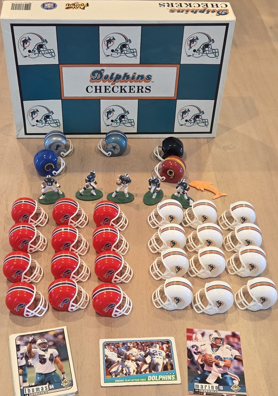 Miami Dolphins Checker Board Game w/ Gumball Helmets Figures and Surprises