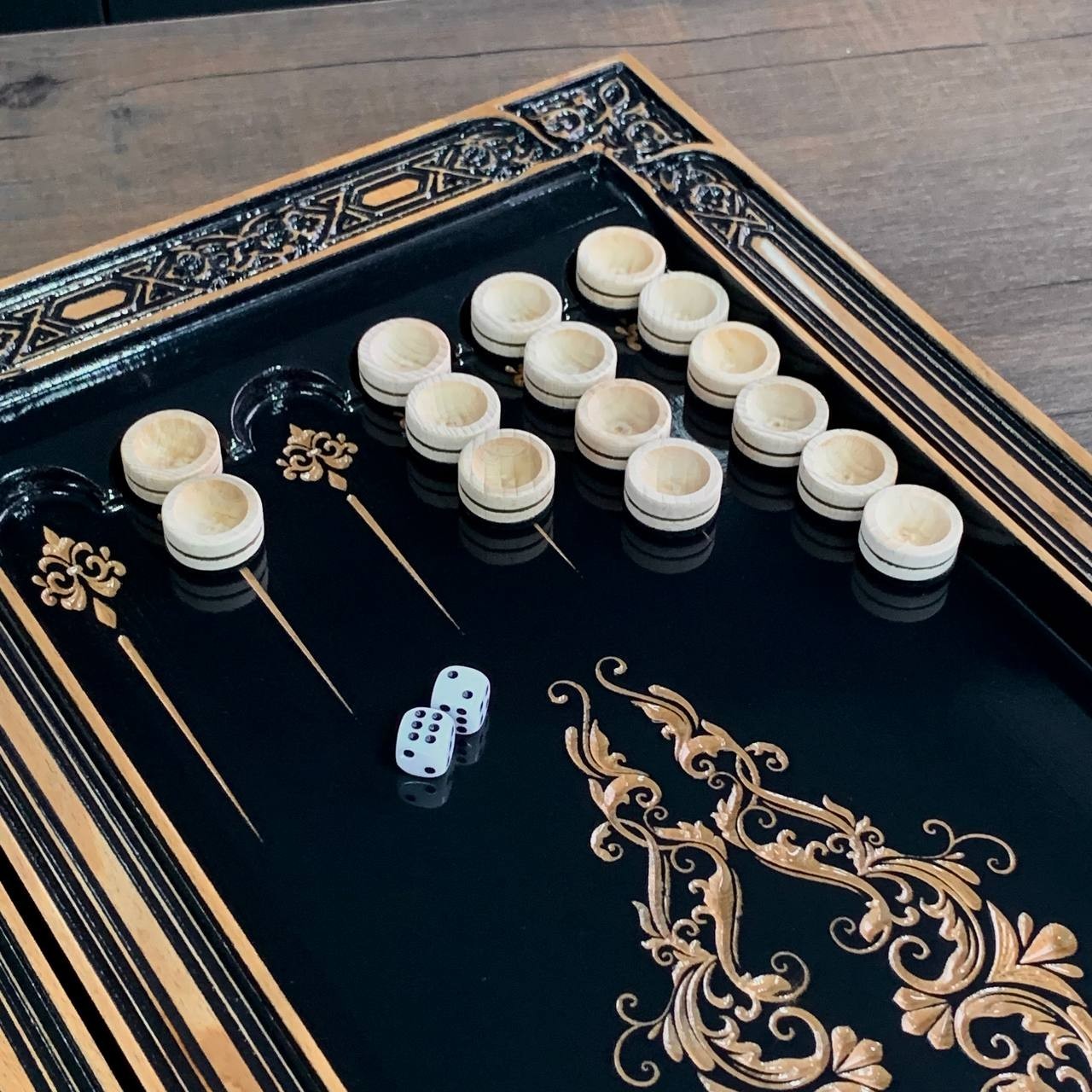 Luxury Wood Backgammon Set Lion Design Handmade Maple Wood Custom Gift 24″