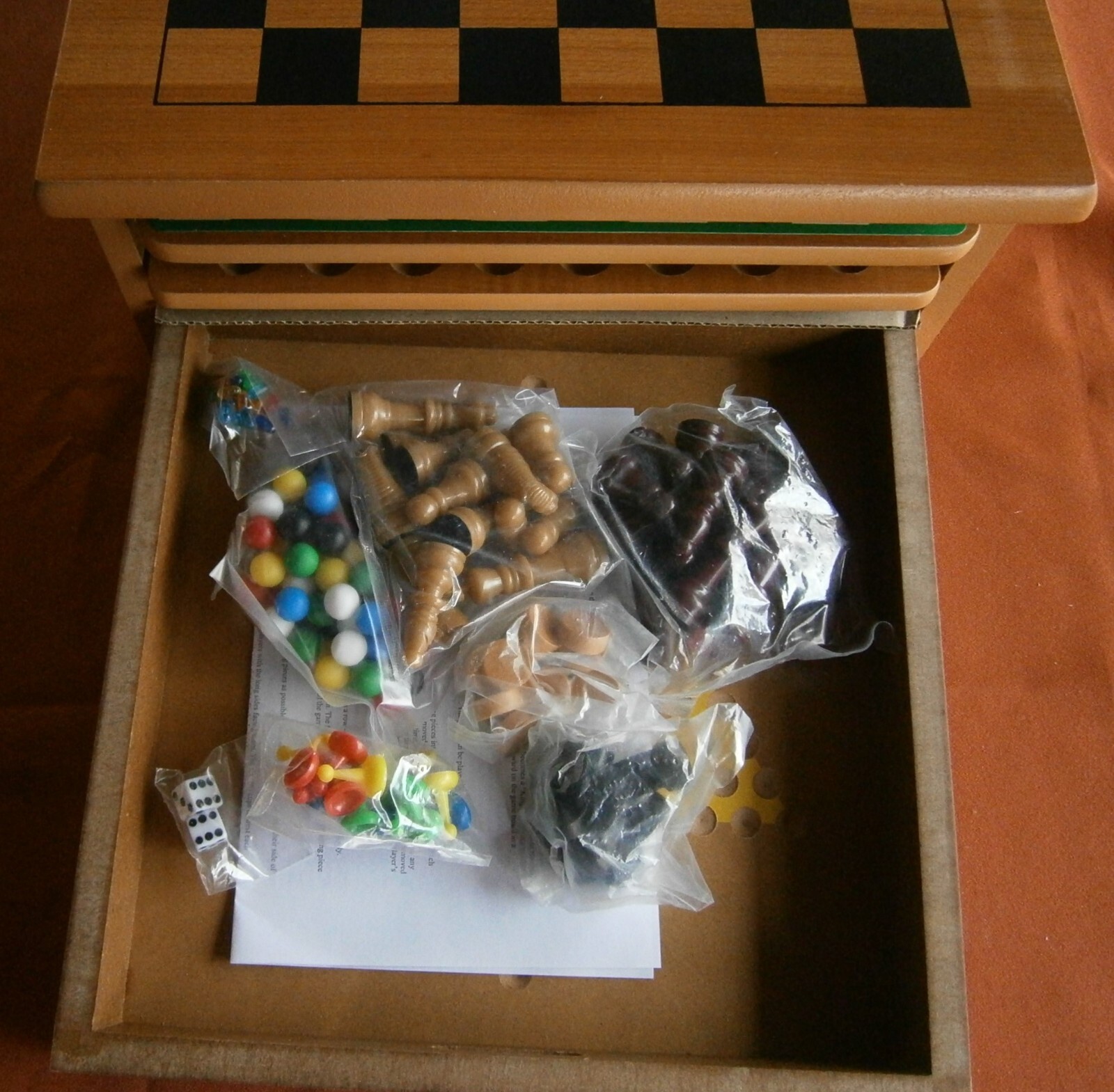 2002 Cardinal GAME HOUSE 10 Games WOOD Boards & Box Chess Checkers Pachisi Snake