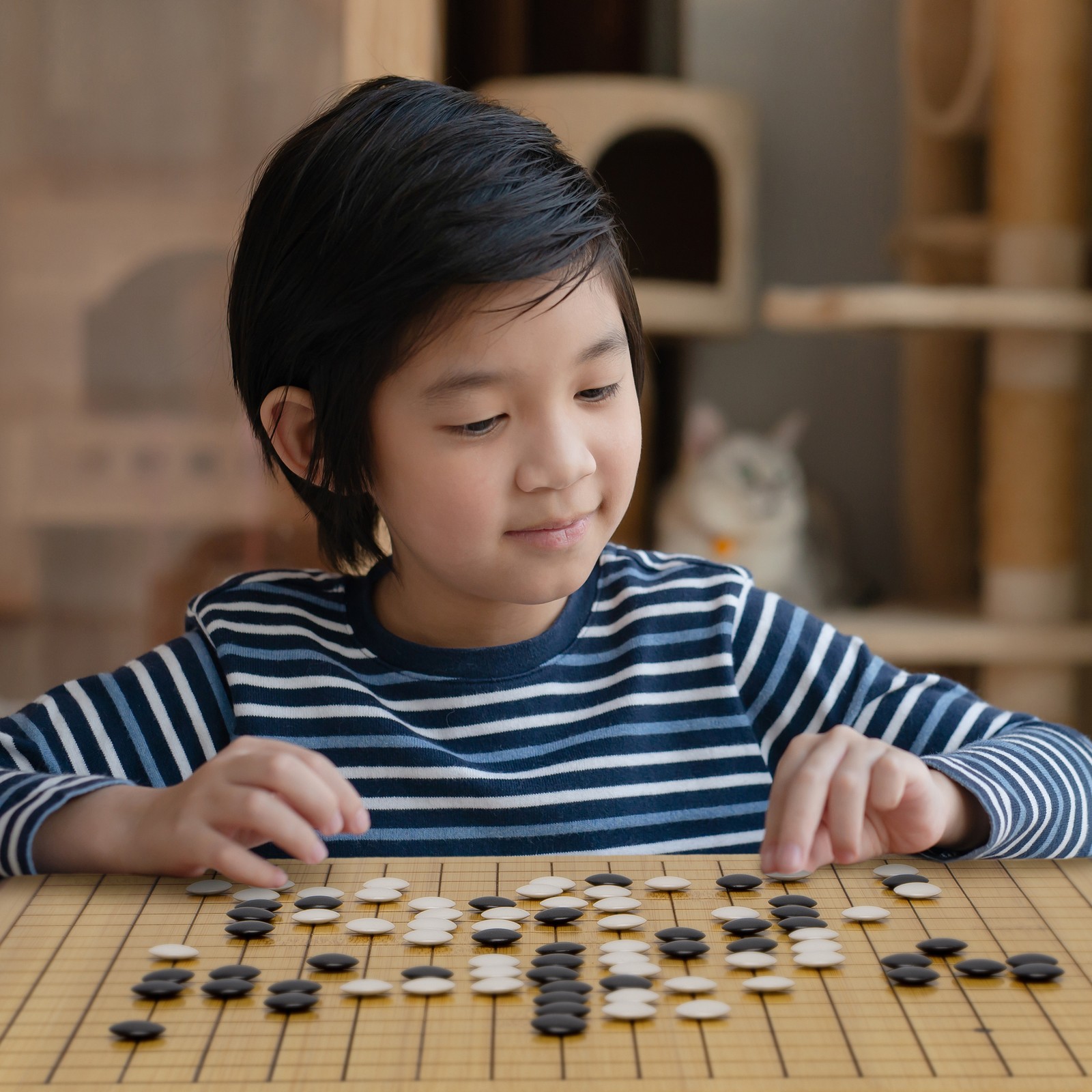 Bamboo Go Game Set – 12.6 x 12.2″ Wooden Board & Double Convex Stones