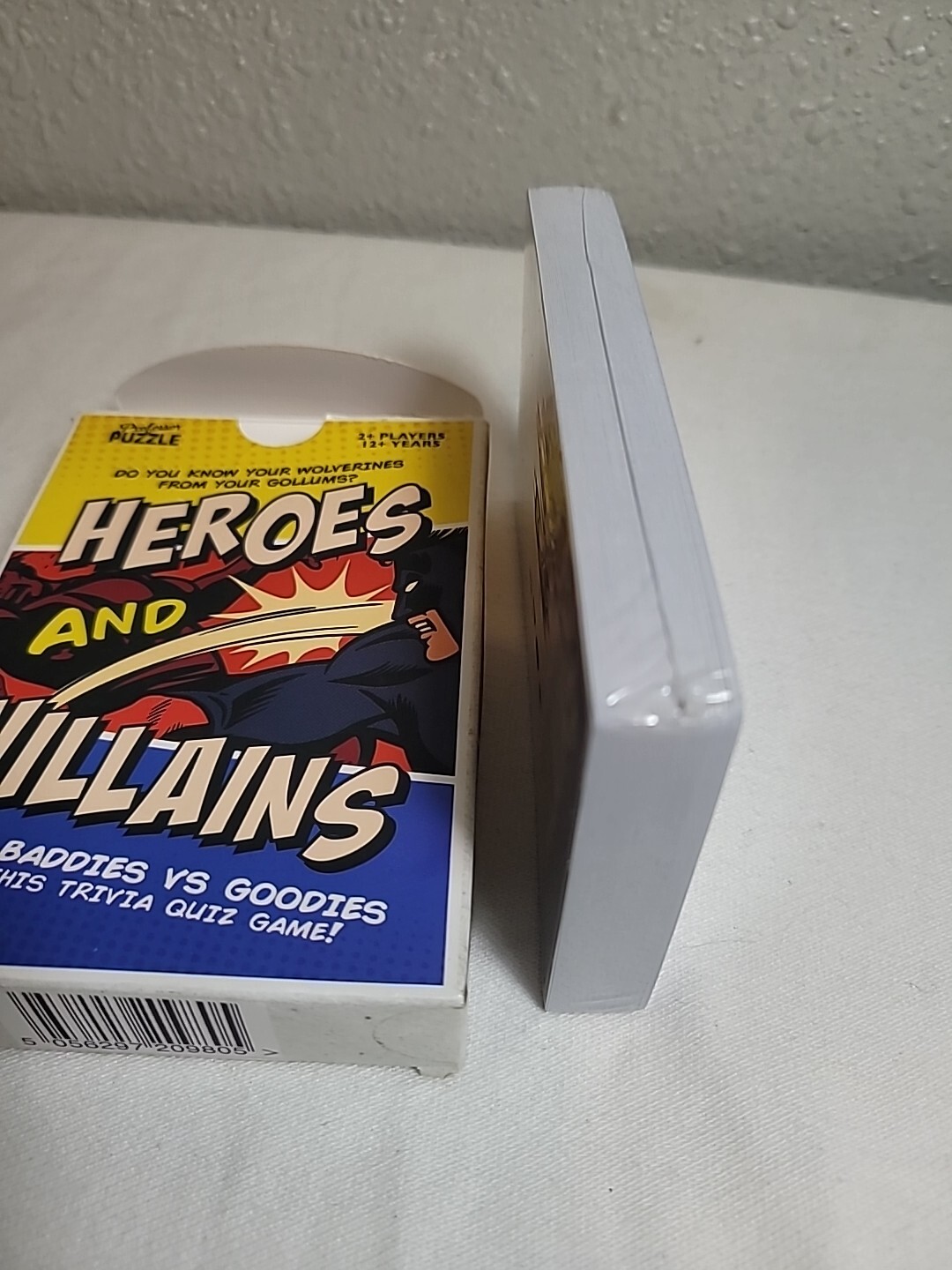 Professor Puzzle – Heroes and Villains Quiz Card Game Suitable for 12+