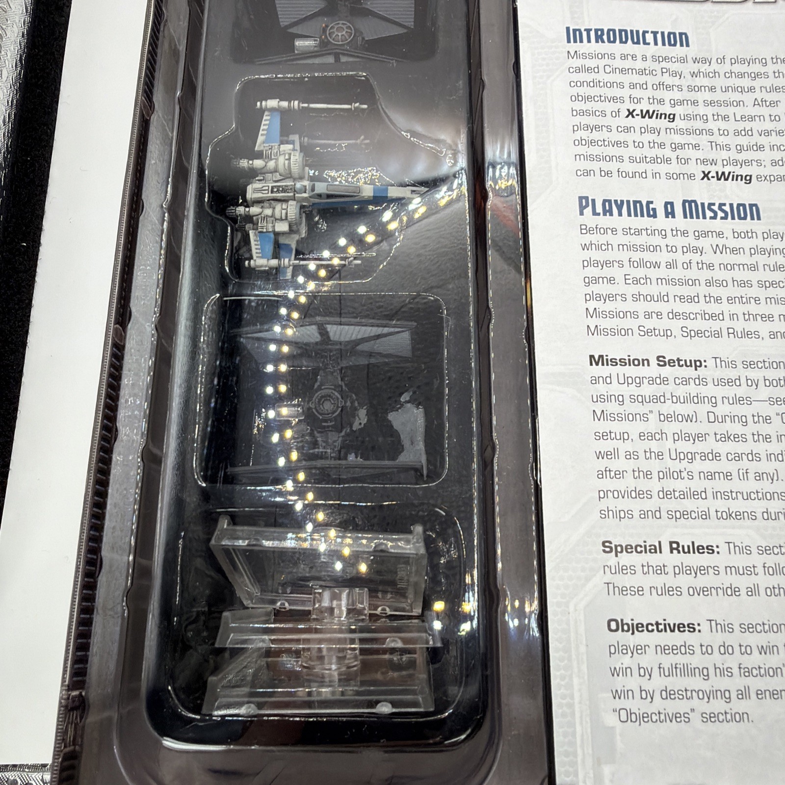 Star Wars X-Wing – 1st Edition 2 player Starter Set – The Force Awakens