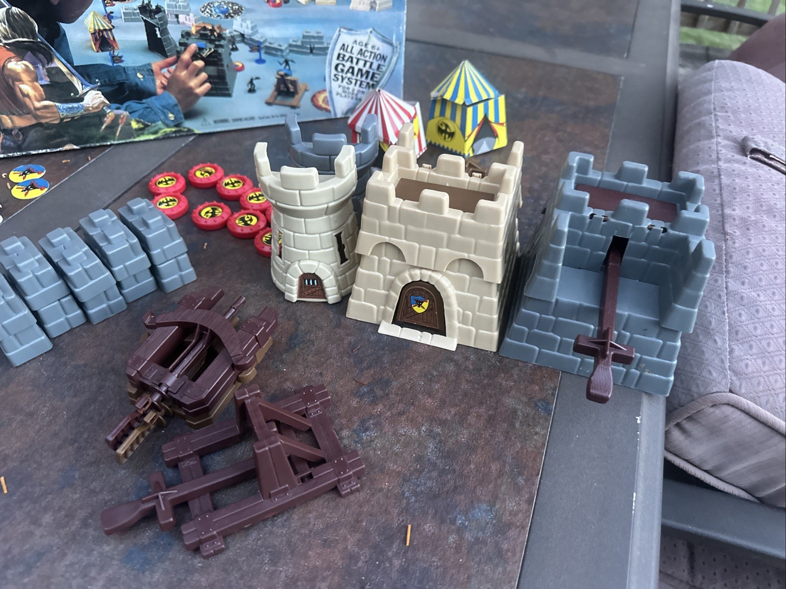 Crossbows And Catapults Master Battle Set 1997 Cadaco With Box Incomplete