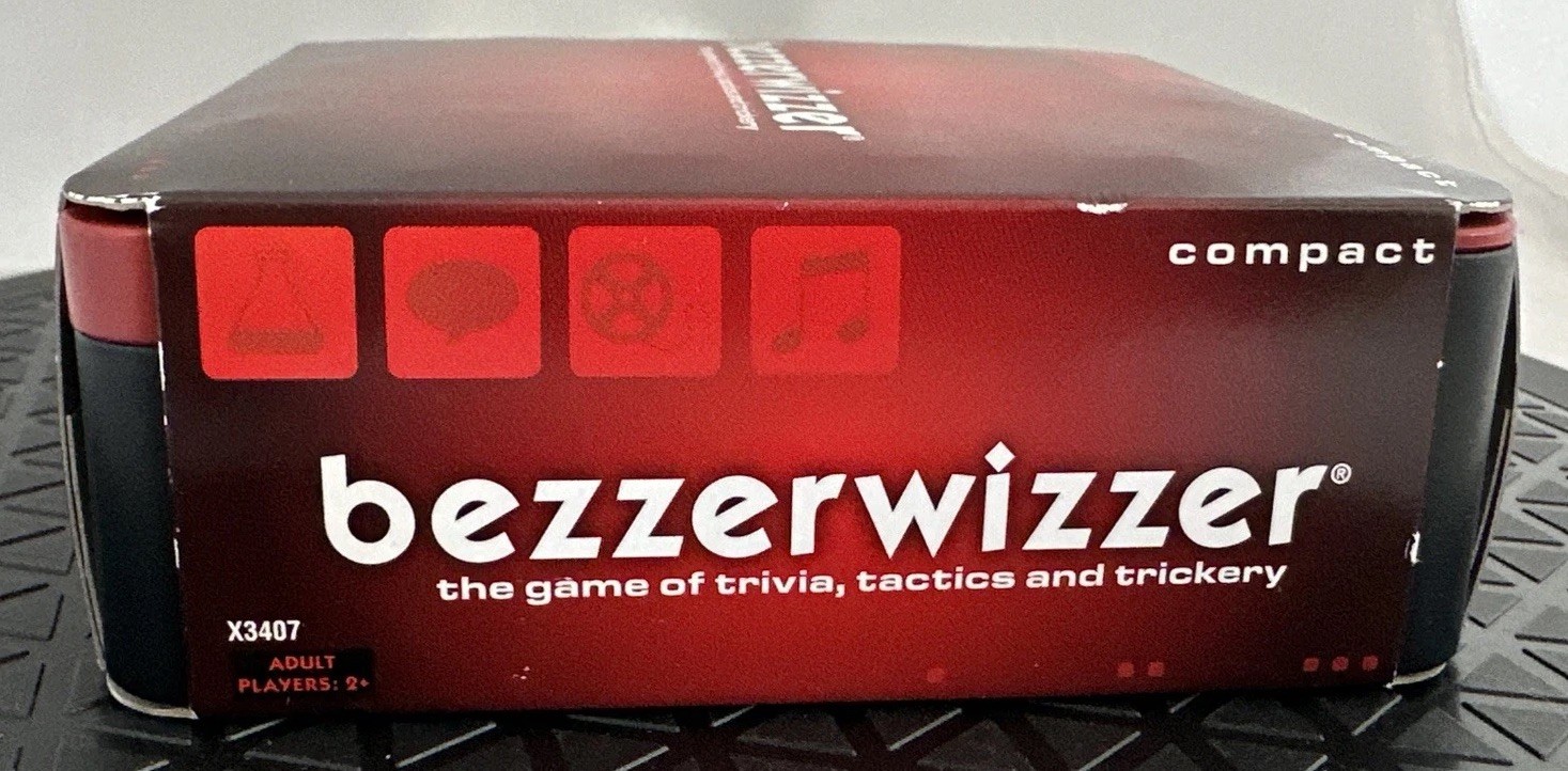 BEZZERWIZZER COMPACT THE GAME OF TRIVIA, TACTICS AND TRICKERY 100% COMPLETE 2011
