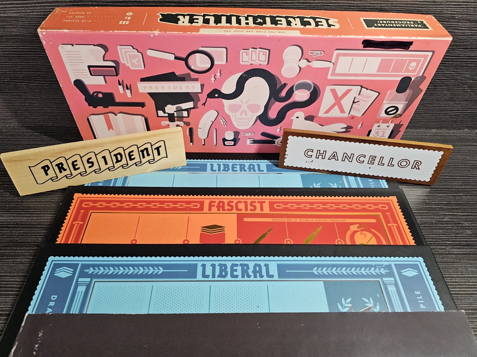 Secret H1tler Strategy Betrayal Adult Board Game – Complete