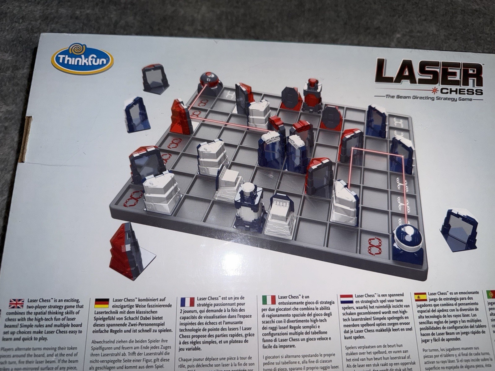 Thinkfun Laser Chess The Beam Directing Strategy Game New Sealed