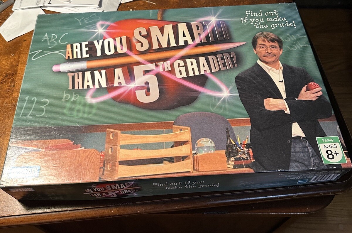 Are You Smarter Than a 5th Grader Educational Family Friends Board Game 2007