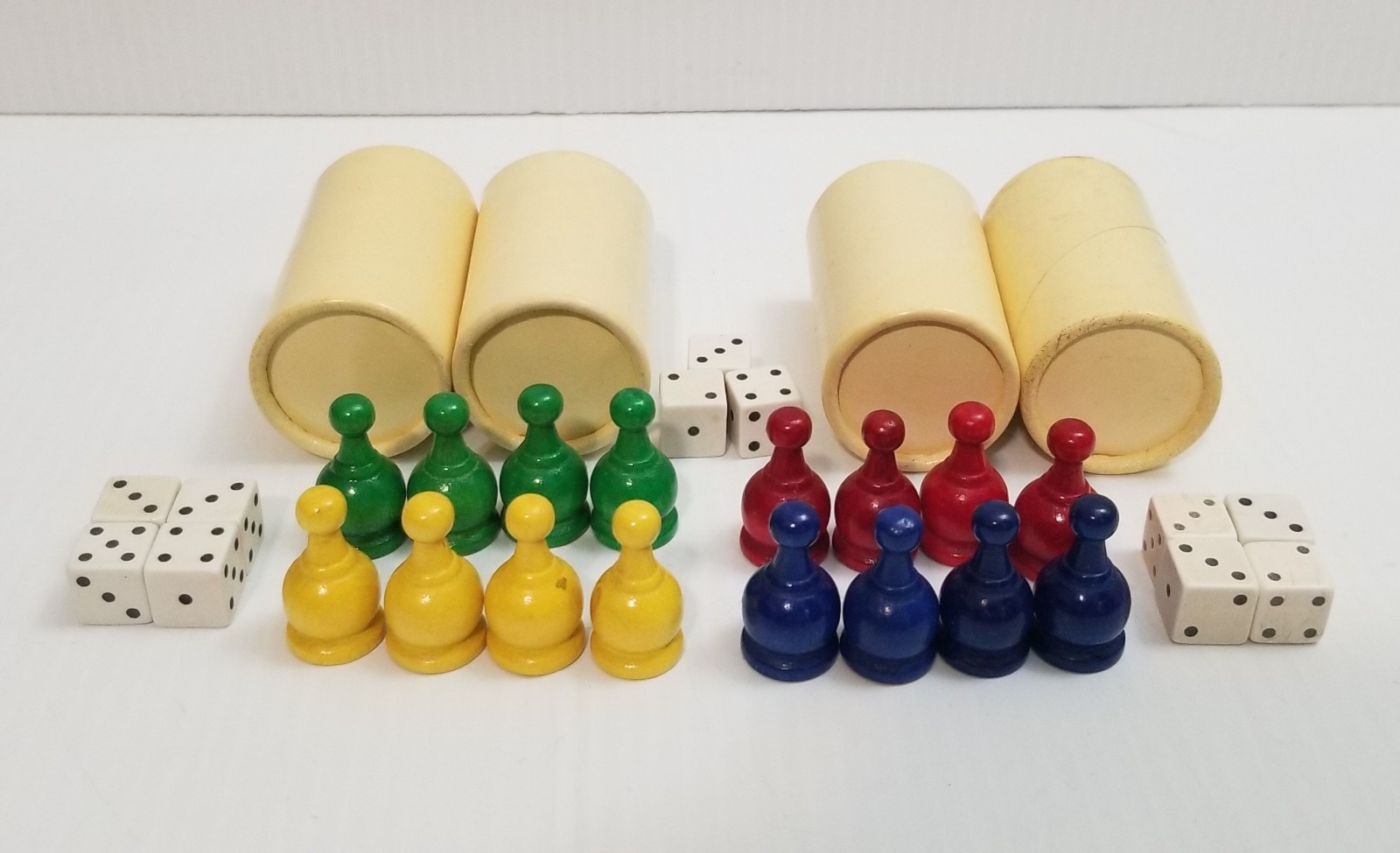 VTG Parcheesi Replacement Parts Lot 16 Pawns 11 Dice + 4 Cups, Selchow & Righter