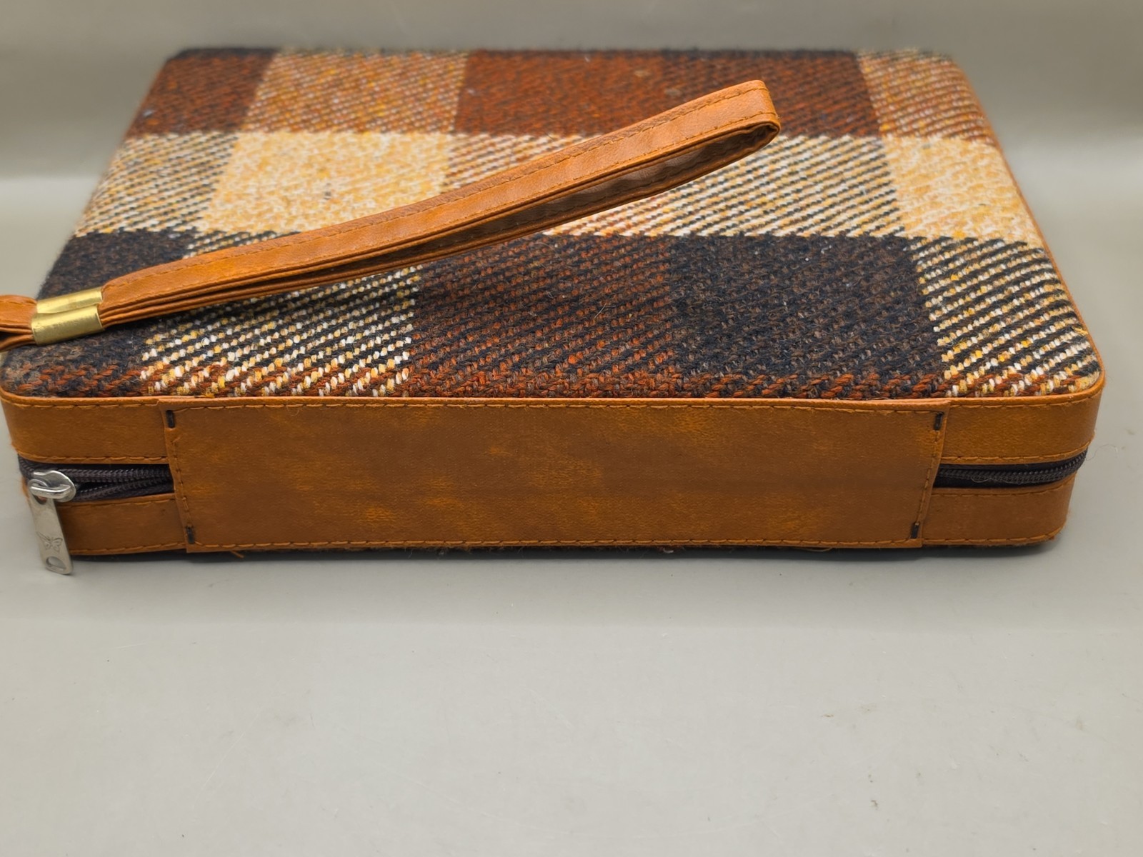 Vintage Backgammon Set Zippered Travel Case Brown Plaid Wool & Leather Complete