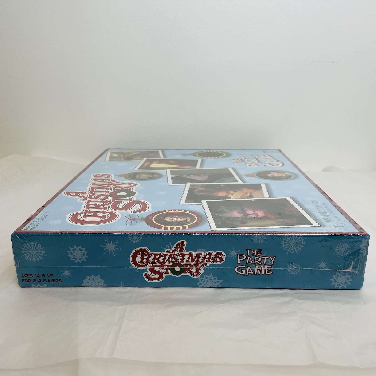 A Christmas Story Movie Board Game Wizkids Party Fun Gift Presents NEW SEALED!