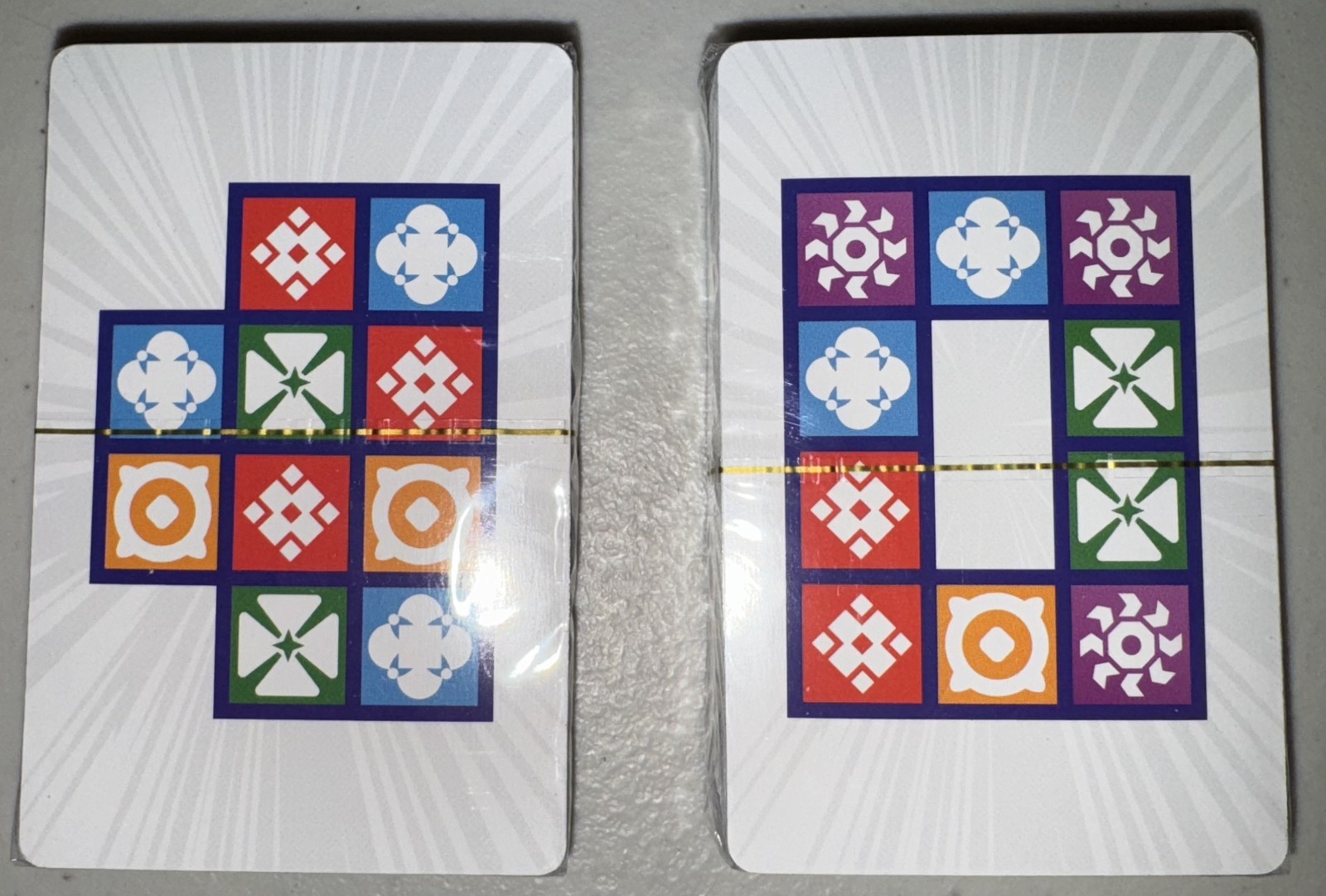 The Uzzle Board Game – Family Board Game for Children & Adults Complete