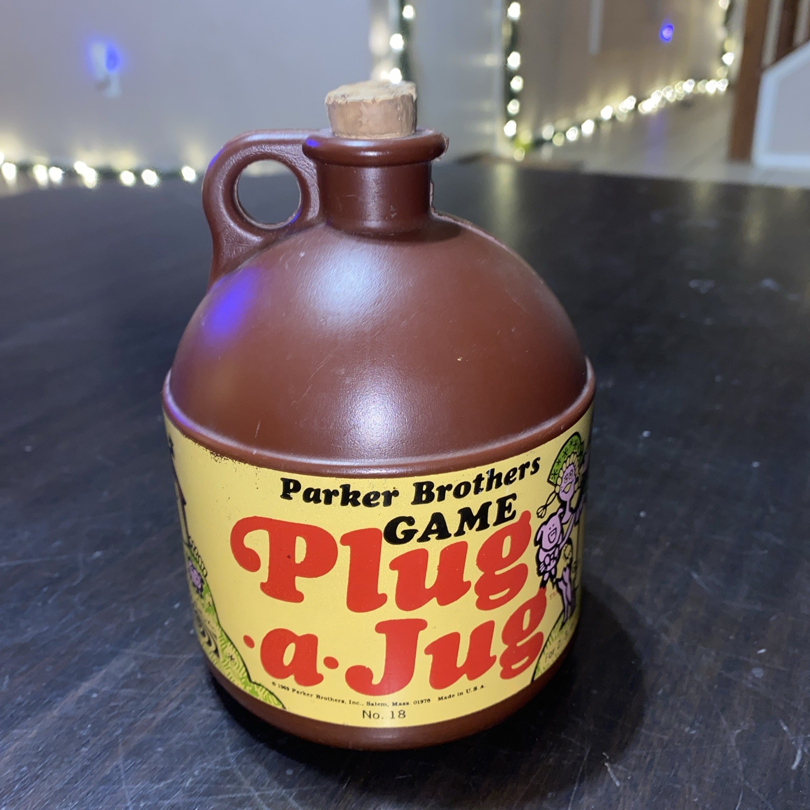 VINTAGE 1969 Parker BrotherS PLUG-A-JUG Game #18 WHISKEY JUG w/ CORK MISSING DIE