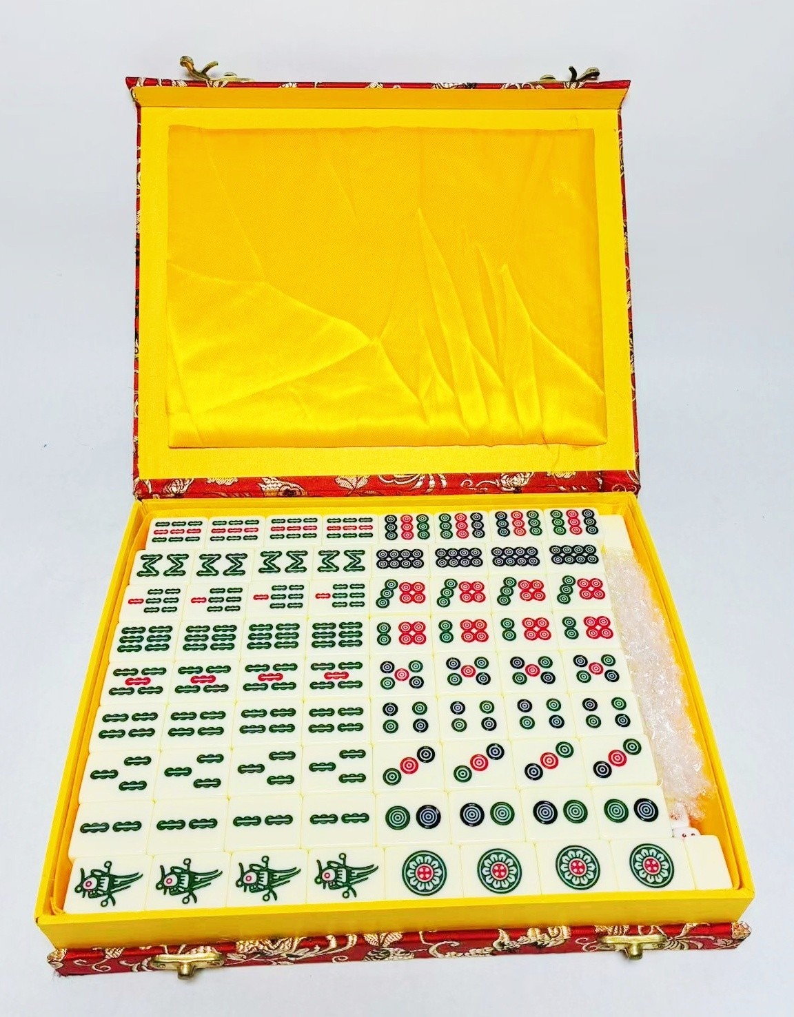Hey! Play! Chinese Majong Set w/ Ornate Storage Case 146 Engraved Tiles COMPLETE