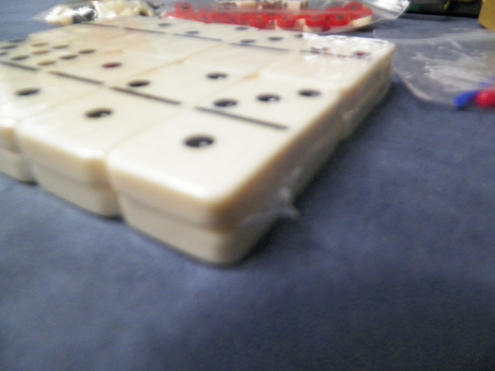 Excalibur Travel 6 n 1 Game Case Chess Checkers Backgammon Cribbage Dominos