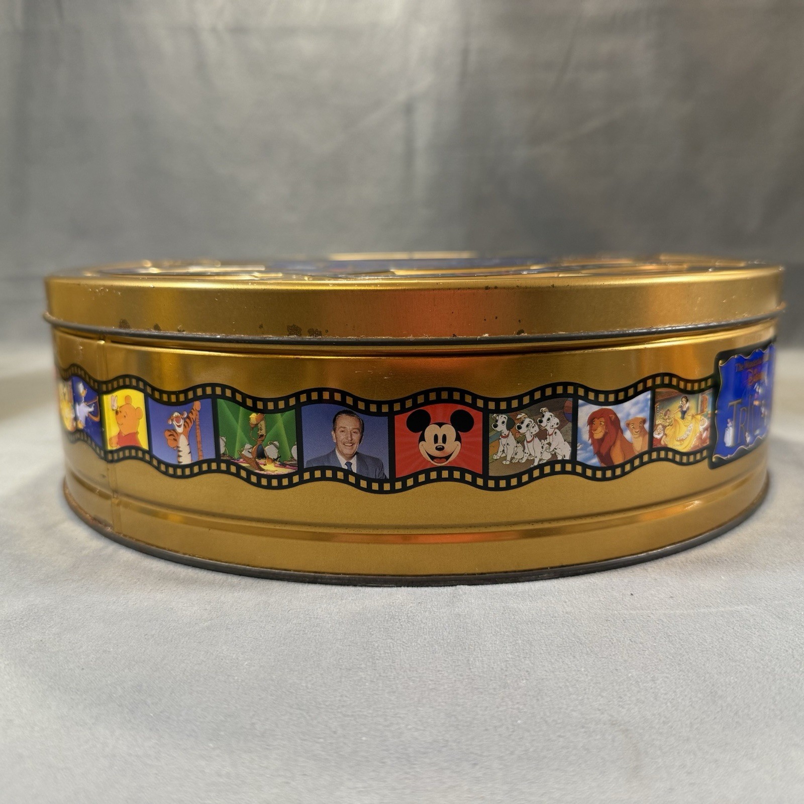 The Wonderful World Of Disney Trivia Game, Gold Tin, 1997 Mattel, Good Condition