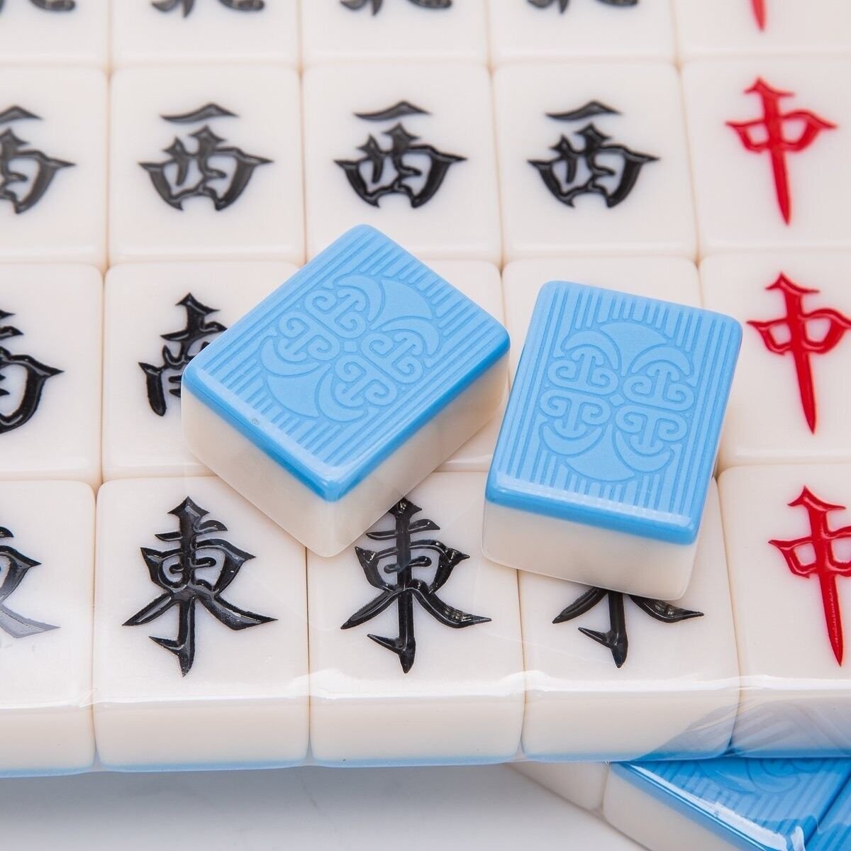 Traditional Chinese Mahjong Game Set 144 + 2 Spares Blue Color Tiles