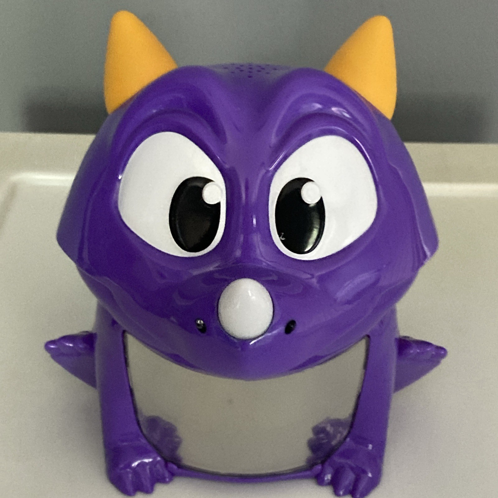 Dragon Snacks Game Goliath Kids Electronic Magical Purple COMPLETE 2-4 Players