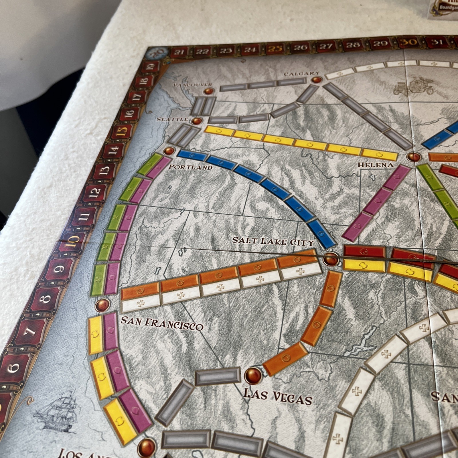 Days of Wonder Dow Ticket to Ride Complete All Pieces Included