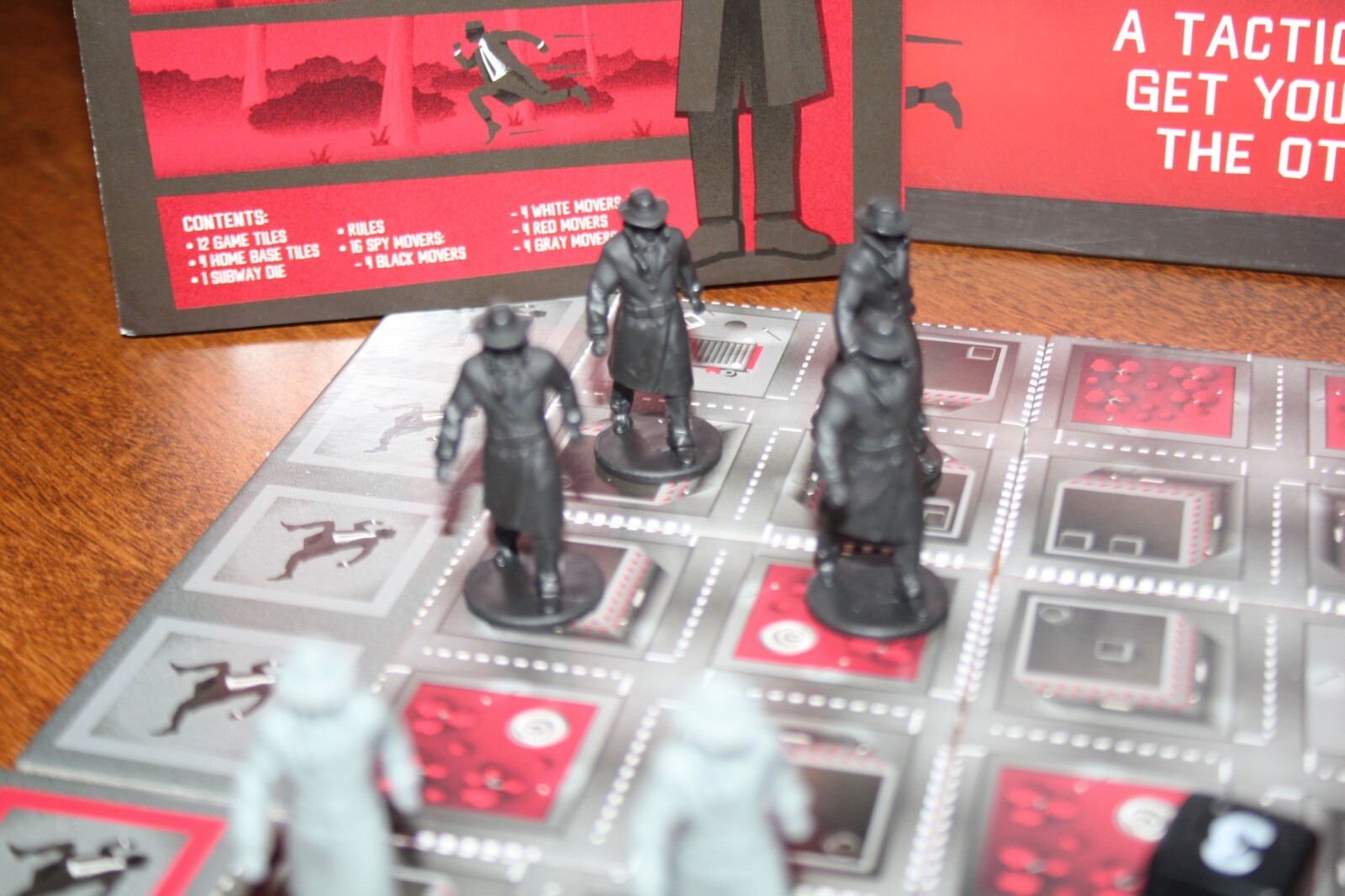 Super-Secret Stealthy Spies Game Tactical Race Get Spies Other Side! Mattel 2017