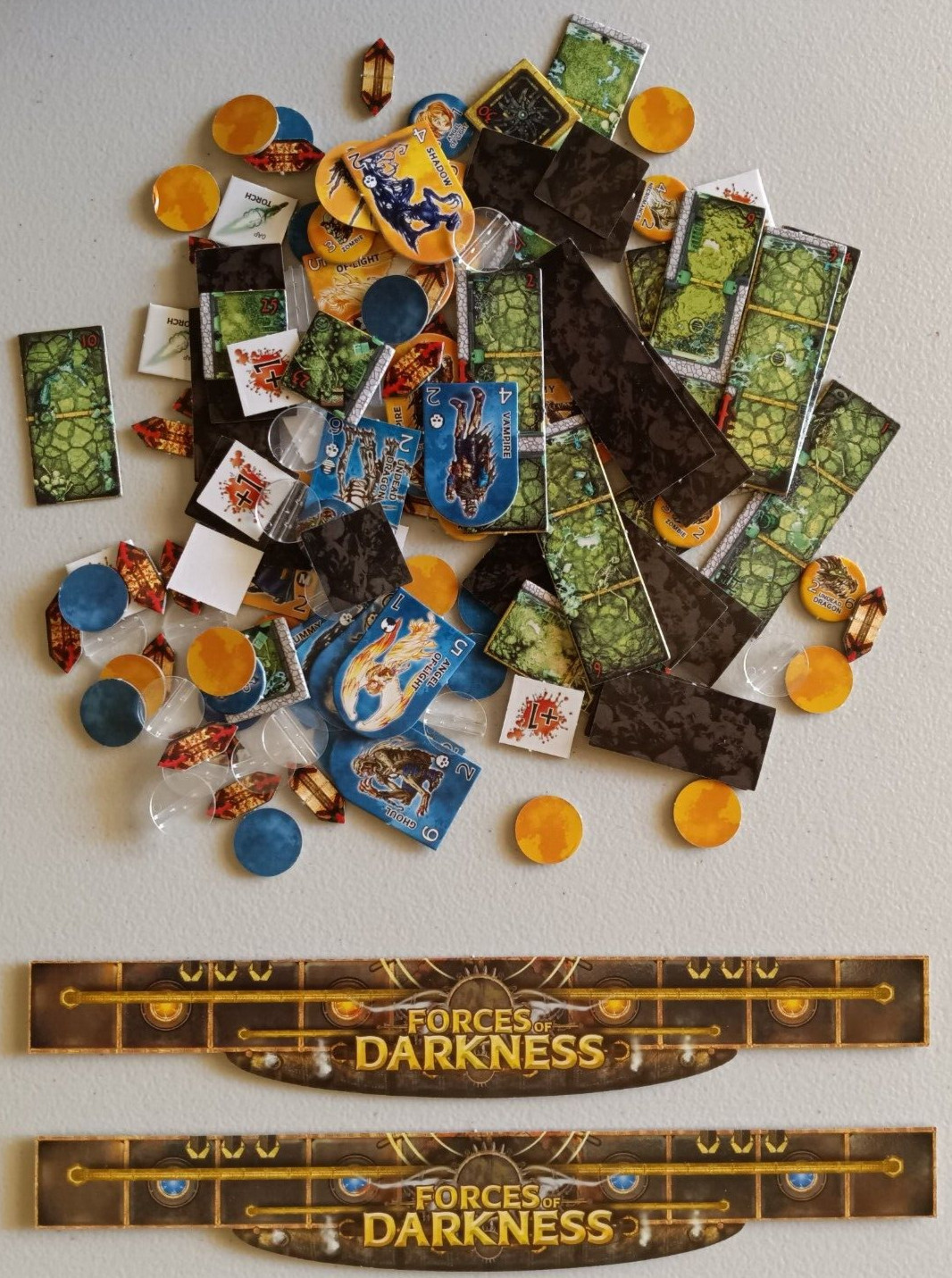 Dungeon Twister: Forces of Darkness Expansion #4 – Asmodee