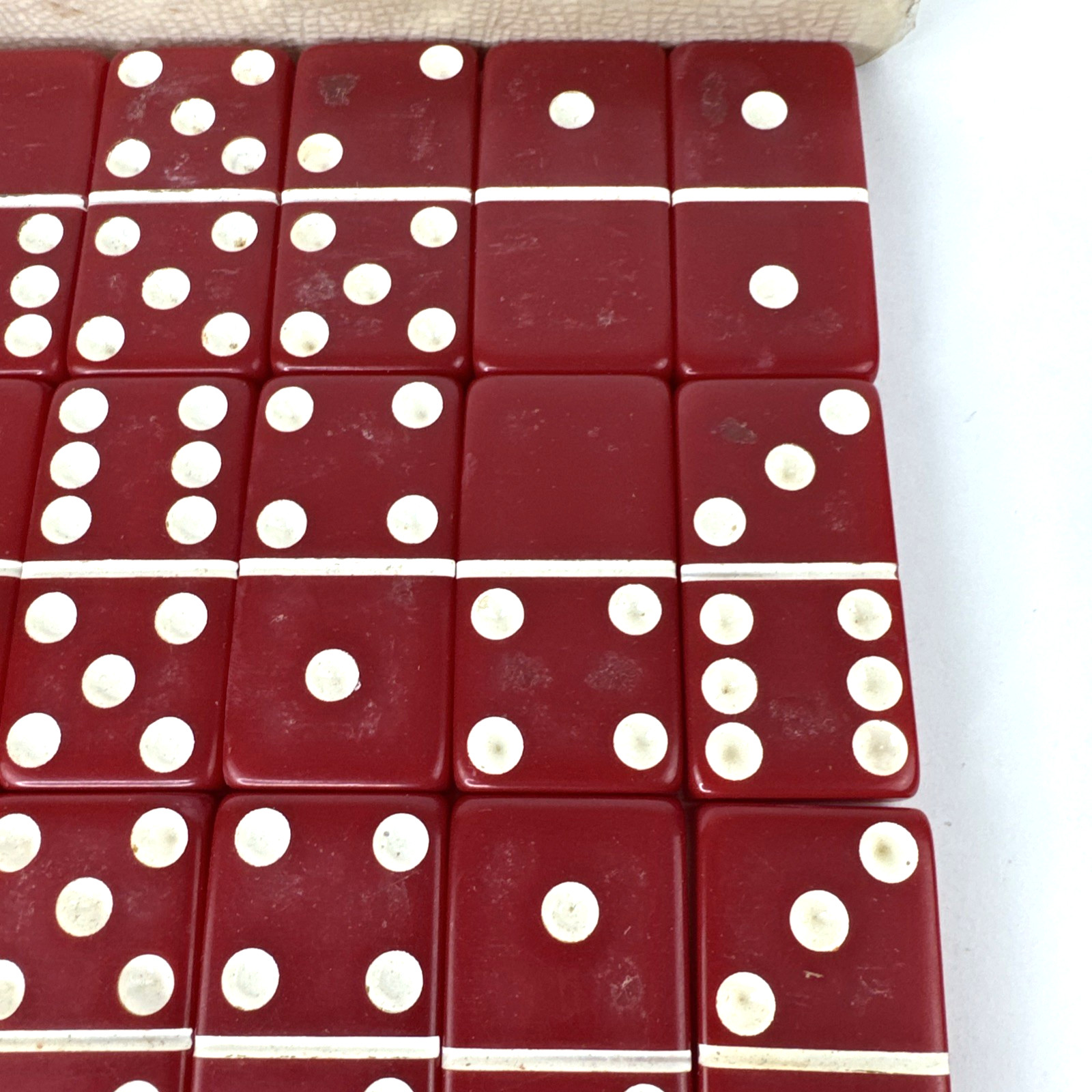 Vintage MCM PUREMCO #616 Standard Size Marblelike RED DOMINOES 2″ Tile GAME Box