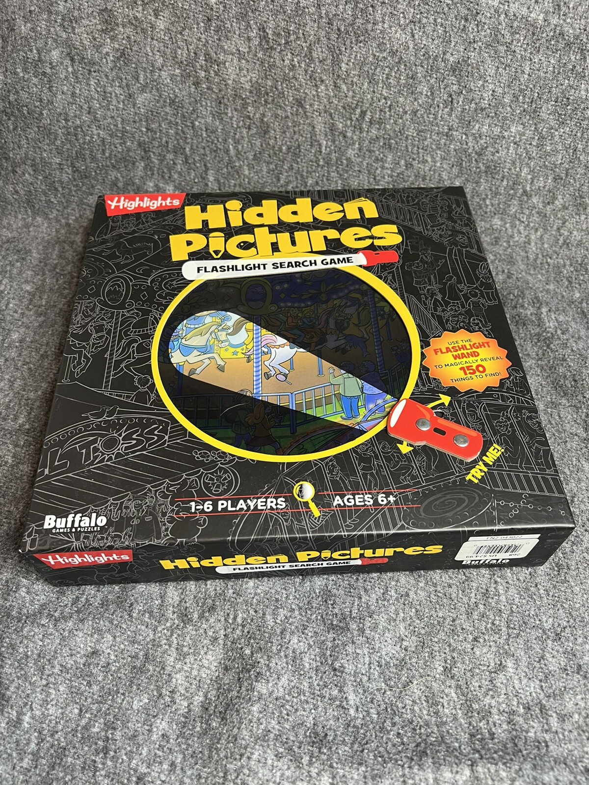 Highlights For Children – Hidden Pictures Flashlight Search Board Game