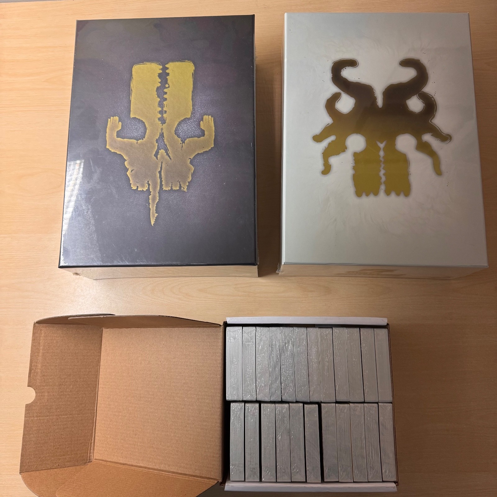 LOT – The 7th Continent board game + What Goes Up expansion NEW Kickstarter