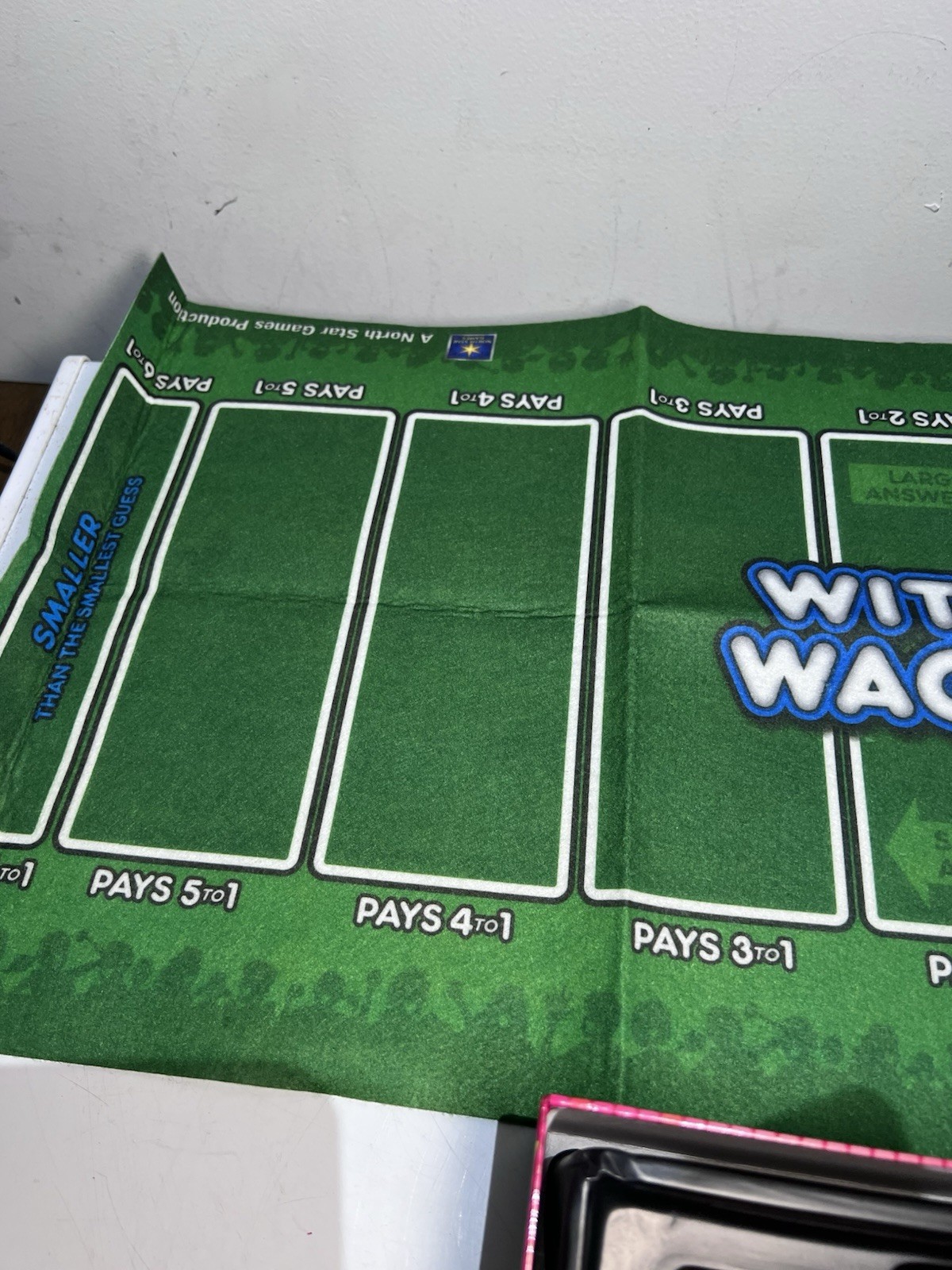 Wits & Wagers Deluxe Edition Family Party Game North Star Games NSG 110 Trivia