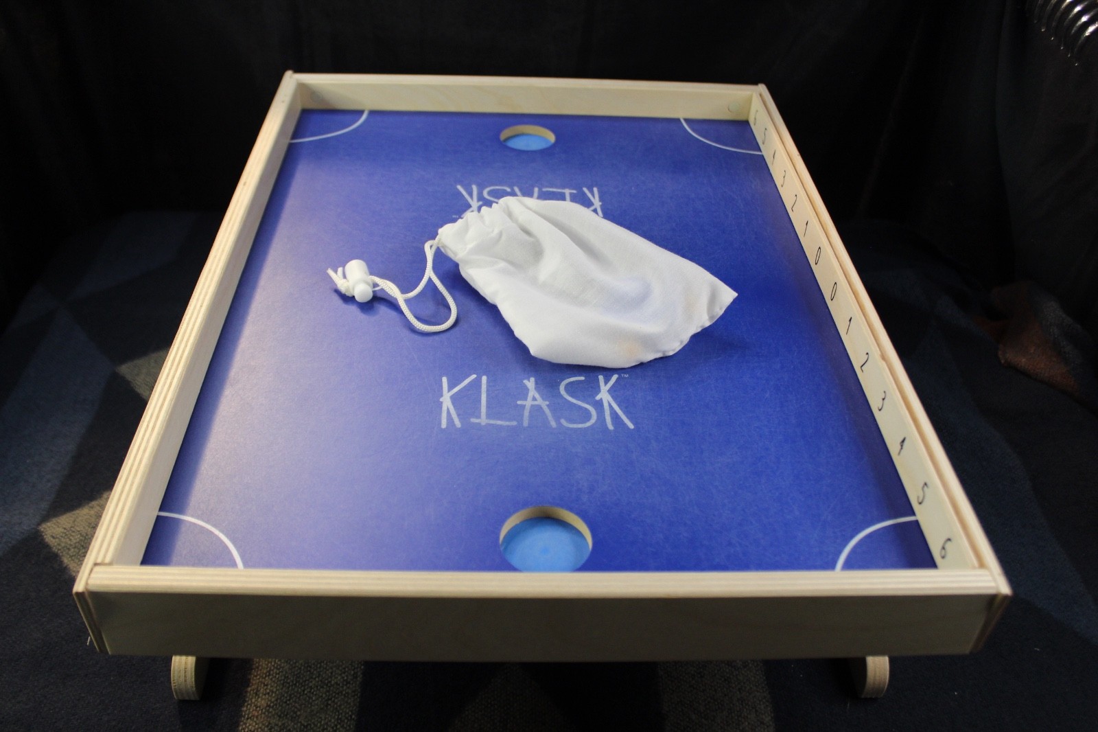 KLASK Magnetic Tabletop Board Game Wood Party Skill Game Extra Magnets Case Box