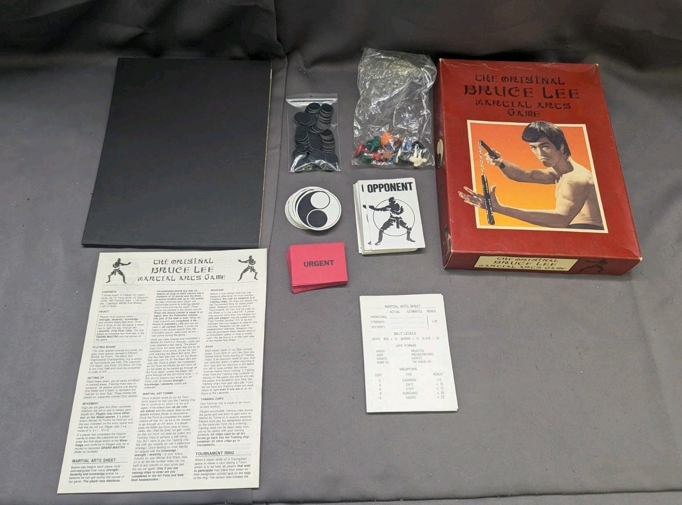 THE OFFICIAL BRUCE LEE MARTIAL ARTS GAME… VTG RARE 1985