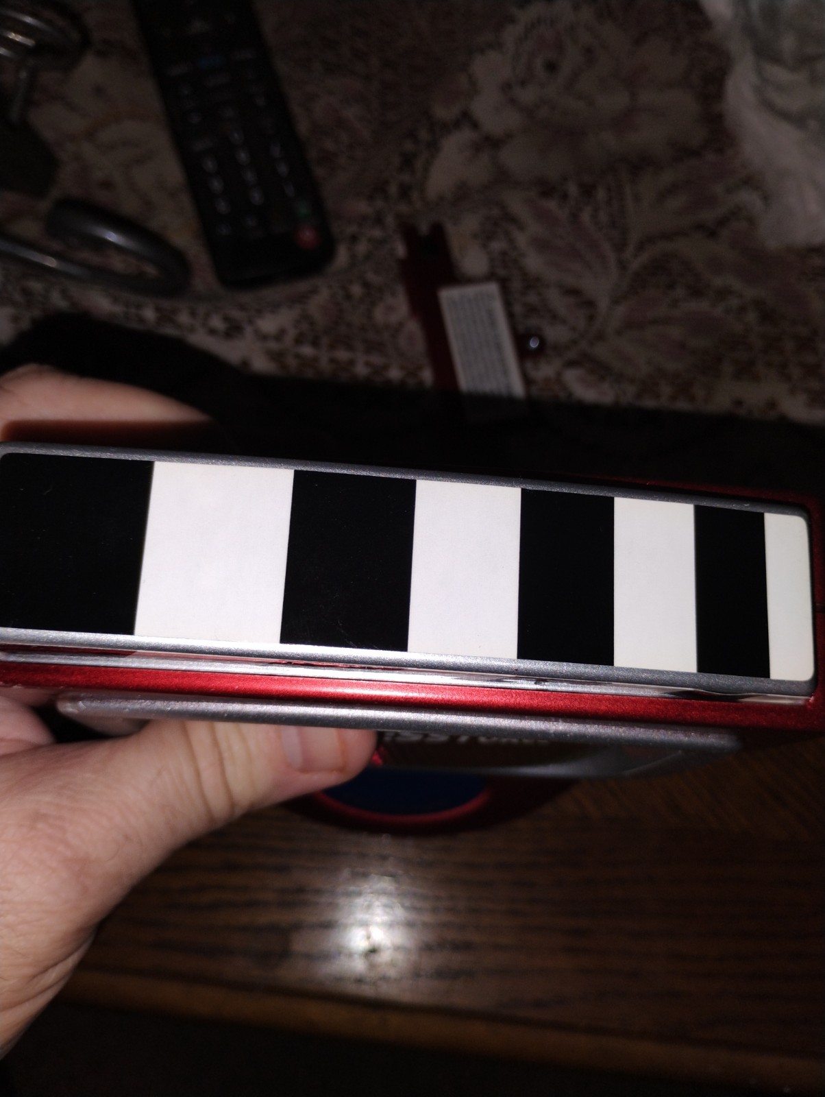 VTG Electronic Guesstures Game Split-Second Charades 2-Sided Display Screen