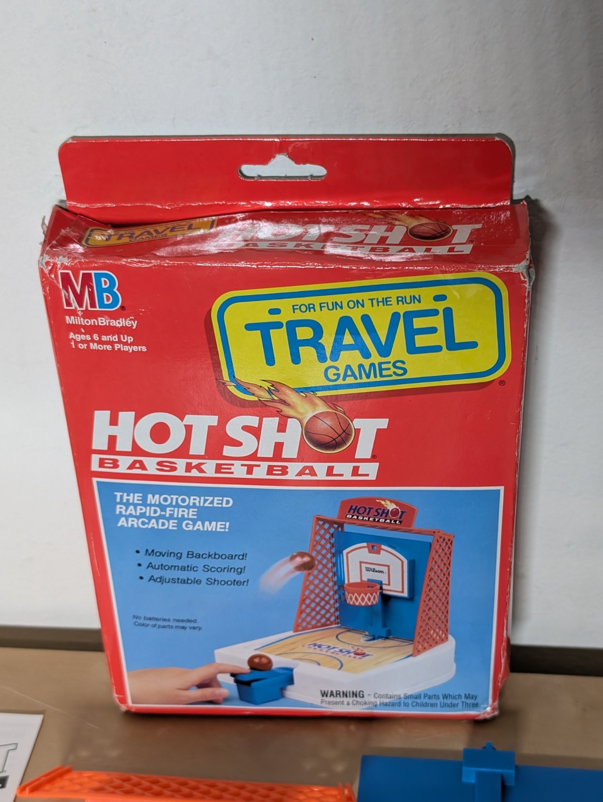 HOT SHOT BASKETBALL Travel Games Milton-Bradley 1992 Brand New