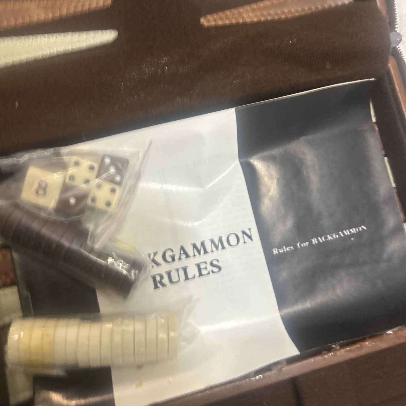 Travel Backgammon Set in Zip Around Brown Faux Leather Case 9″ x 7″ NEW