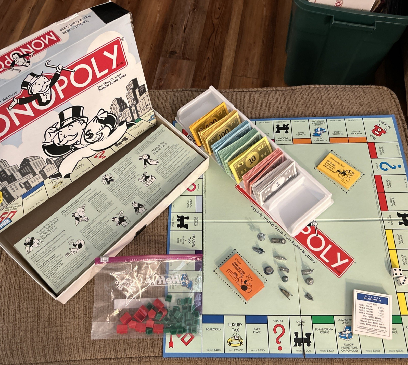 Monopoly Classic Edition 2004 Board Game Original Parker Brothers 99% Complete