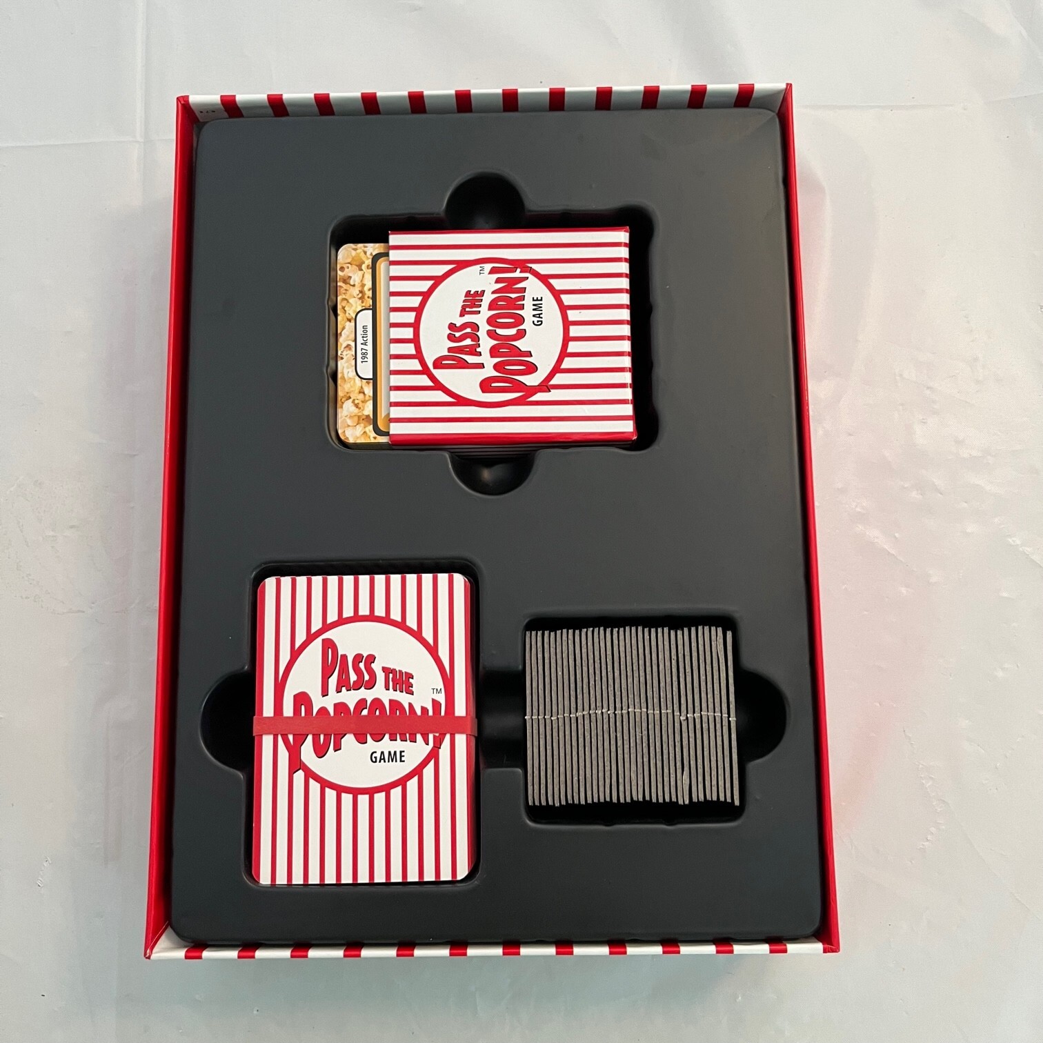 Pass The Popcorn Game Fast Paced Movie Fun Great For Family Game Night 2008