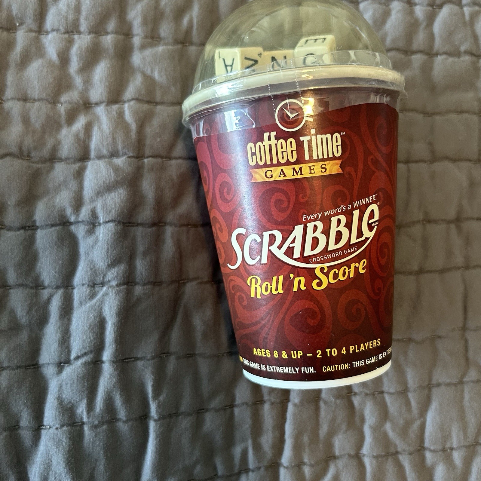 New Hasbro WS Game 2012 Compact Scrabble Roll ‘n Score Coffee Time Game Cup