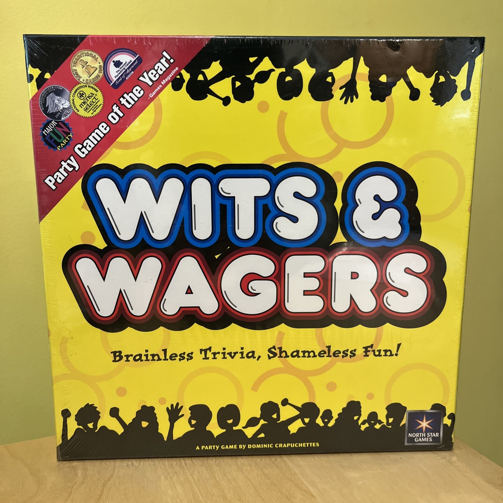 WITS & WAGERS PARTY TRIVIA GAME North Star Games 2013 Award Winning BRAND NEW