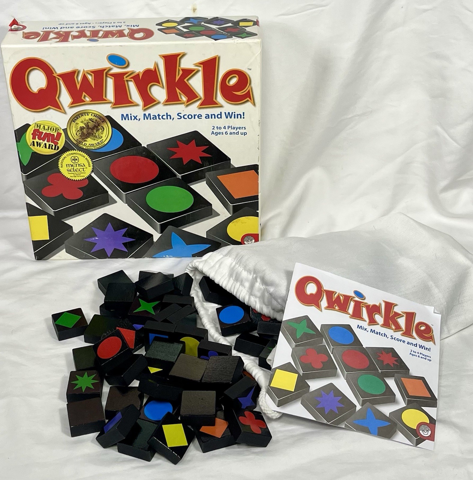 MindWare Qwirkle Game 2010 Edition Wooden Tiles Parent’s Choice Award Complete