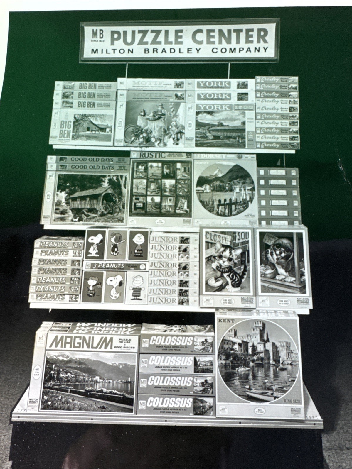 VTG Milton Bradley Promo Photos Puzzle Display Big Eye Pity Puppy Kitty, Peanuts